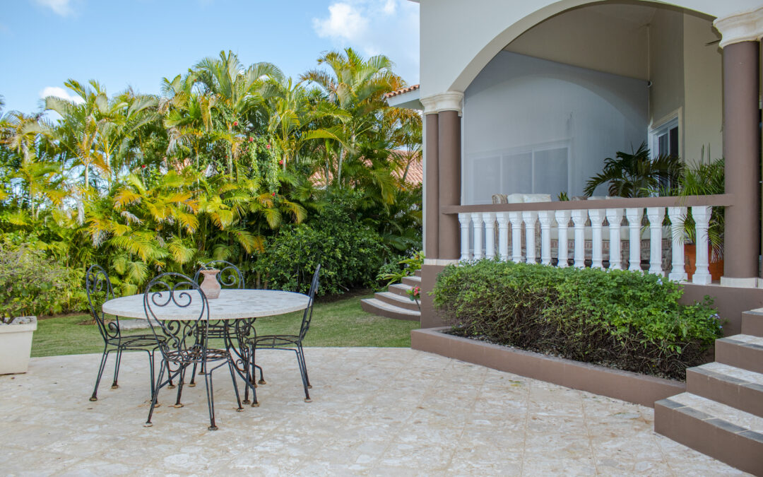Enjoy The Lush Greenery Of The Dominican With Casa Linda Villas