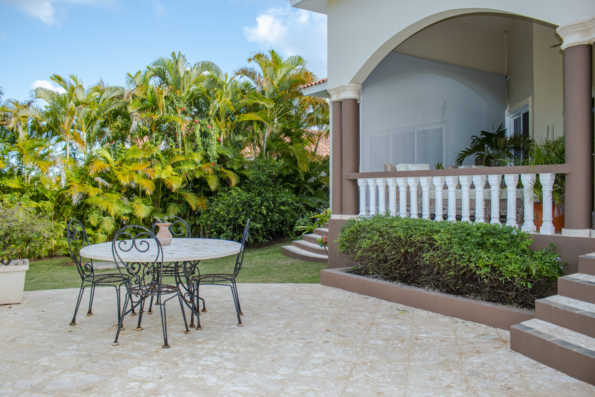 Enjoy The Lush Greenery Of The Dominican With Casa Linda Villas - Casa ...