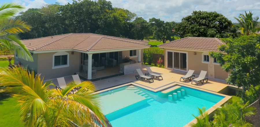 Make Space for Friends and Family in Paradise with a Guest House